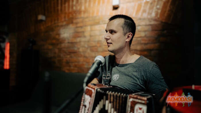 Mike  Rolling фото №1856155. Загружено 29 Мая 2023