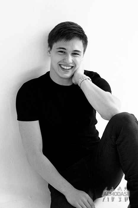 Егор  Милославский фото №885936. Загружено 13 Июля 2015