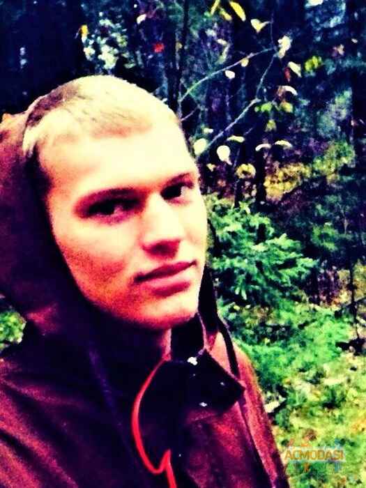 Руслан  Новаков фото №1651745. Загружено 30 Октября 2020