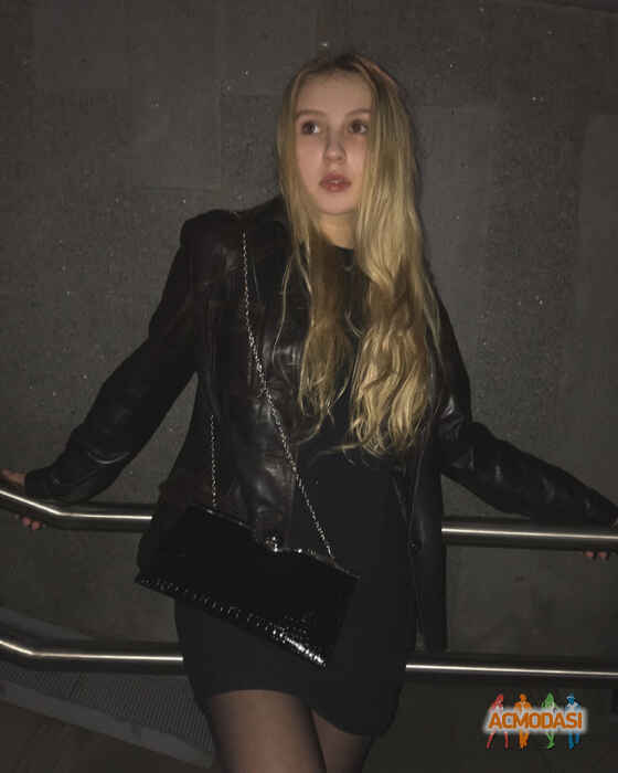 Алина Сергеевна Пичужкина фото №1531911. Загружено 26 Октября 2019