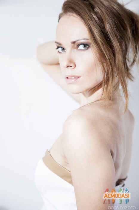 Nelly   фото №822726. Загружено 15 Февраля 2015