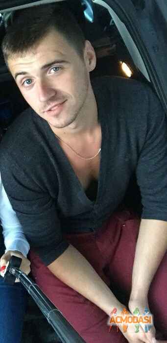 Юра Анатольевич Юрченко фото №1098846. Загружено 18 Октября 2016