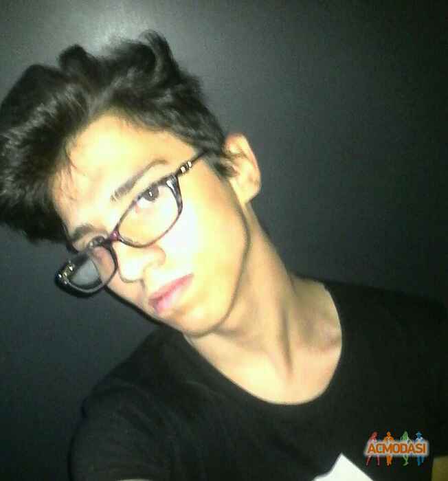 Slava Volk  Певец фото №1455084. Загружено 07 Мая 2019