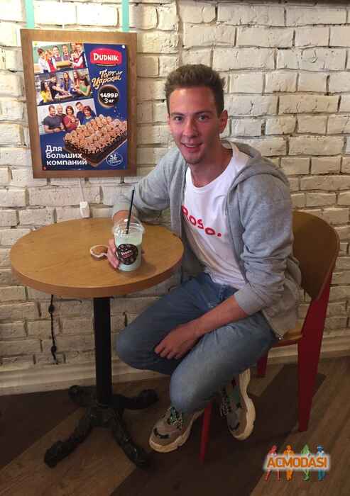 Павел   фото №1370340. Загружено 12 Сентября 2018