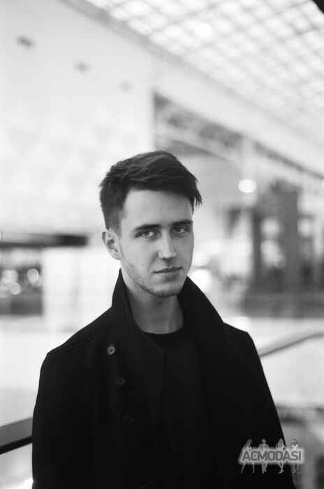 Роман Андреевич Логинов фото №709489. Загружено 14 Августа 2014