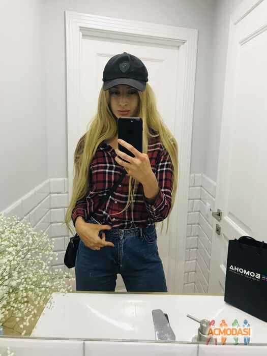 Caroline  Trentini фото №1463542. Загружено 22 Мая 2019