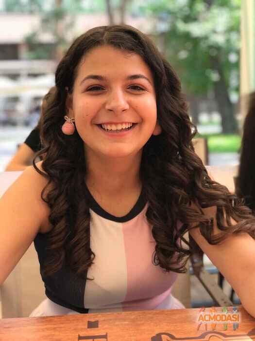 Liza  Lomovatskaya фото №1643001. Загружено 01 Октября 2020