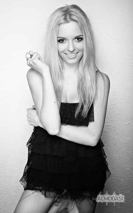 Уляна  Щ фото №99670. Загружено 06 Ноября 2011