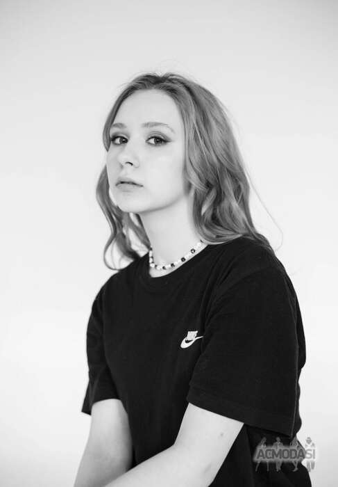 Аделина  Щербакова фото №1802249. Загружено 19 Июня 2022