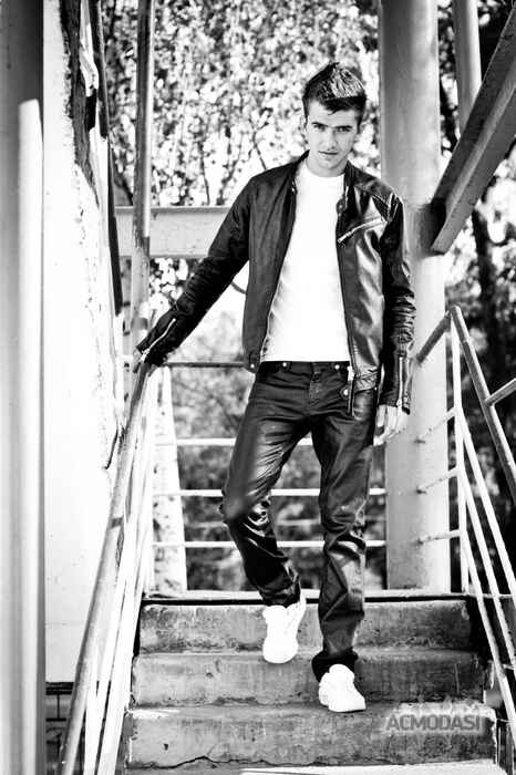 Кузьменко Роман Русланович фото №160087. Загружено 05 Марта 2012