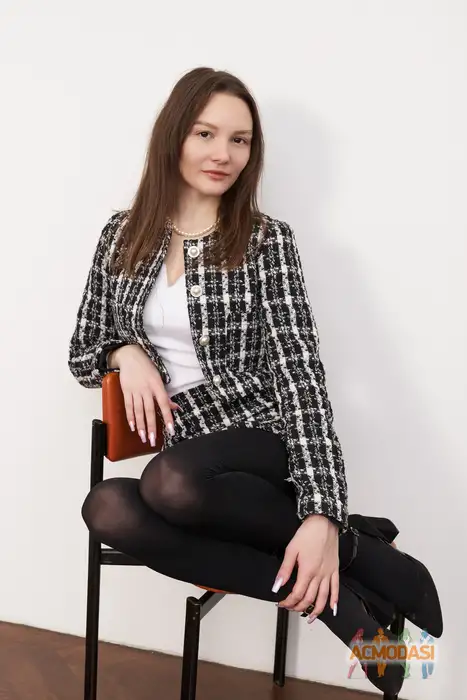 Амелия  Хуголь фото №1941772. Загружено 18 Ноября 2025