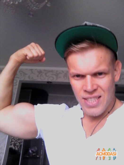 Юрий Николаевич Иванов фото №945380. Загружено 26 Октября 2015