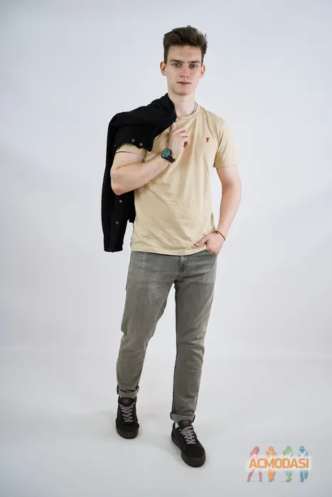 Максим  Демидов фото №1931641. Загружено 17 Июля 2025