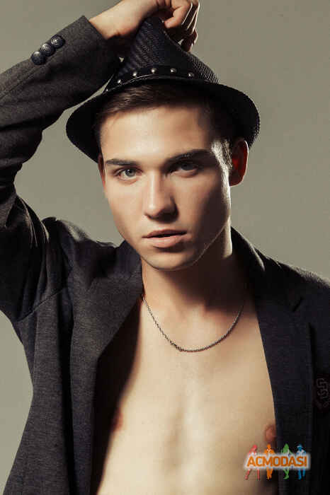 Максим Александрович Исаев фото №474854. Загружено 20 Августа 2013