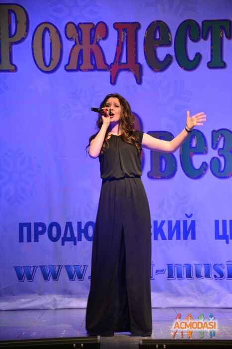 Олеся Эдуардовна Комракова фото №892819. Загружено 25 Июля 2015