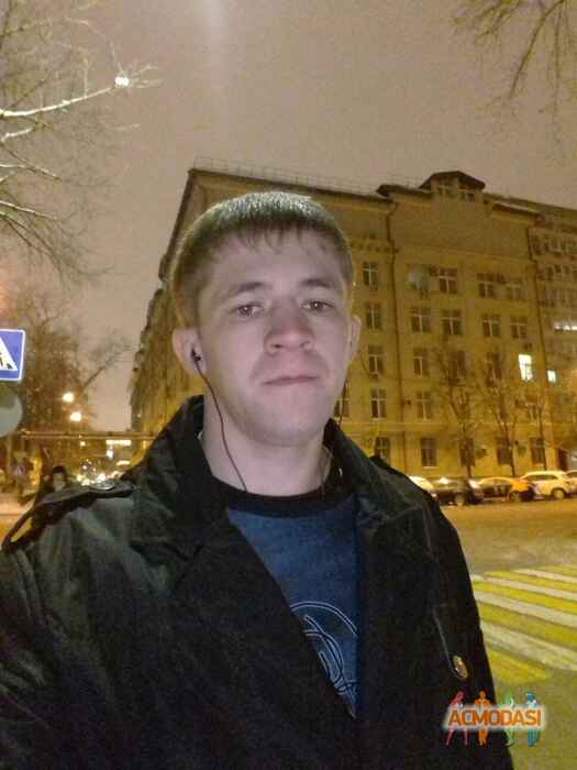 Артём  Васильев фото №1304529. Загружено 26 Марта 2018