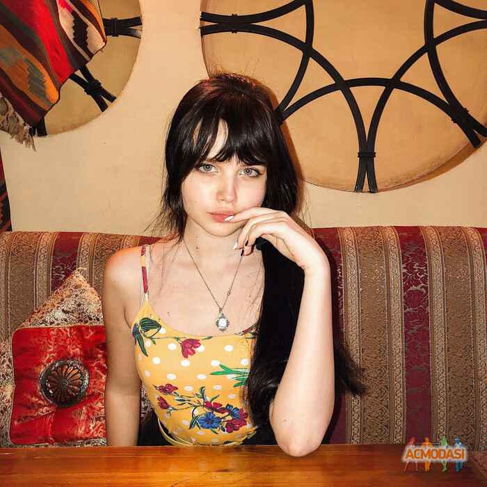 Полина Владимировна Зайцева фото №1340916. Загружено 06 Июля 2018