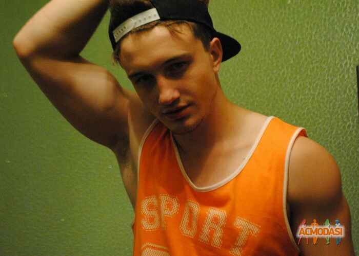 Женя  Гагуев фото №541760. Загружено 27 Ноября 2013