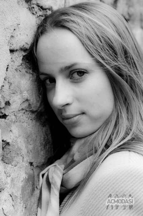 Елена  Недбальская фото №209379. Загружено 07 Июня 2012