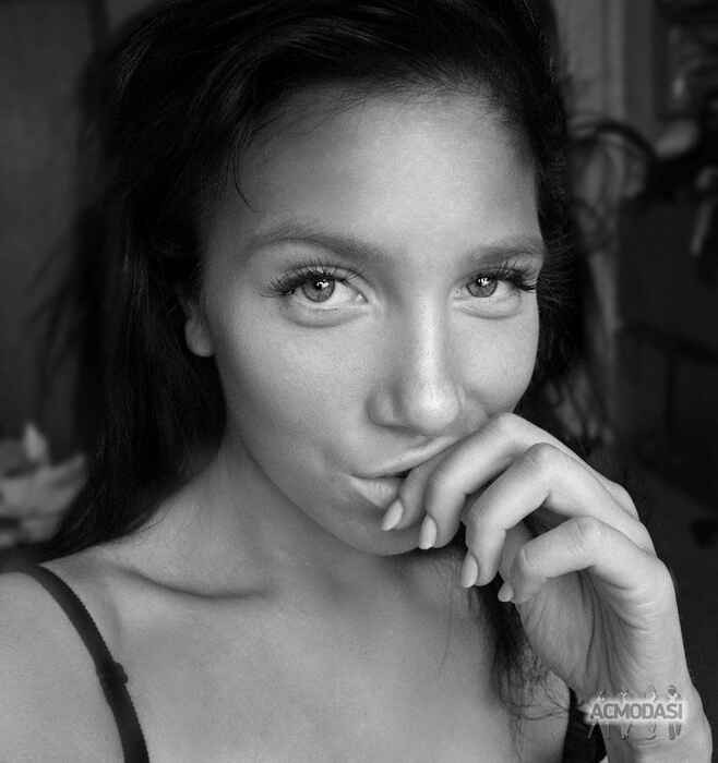 Анастасия Евгеньевна Полякова фото №293779. Загружено 20 Ноября 2012
