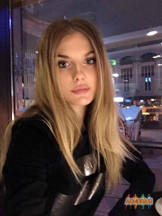 Анна Анатолиевна Бевза фото №841642. Загружено 30 Марта 2015