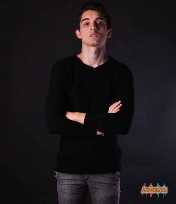 Владислав  Пошнагов фото №951812. Загружено 08 Ноября 2015