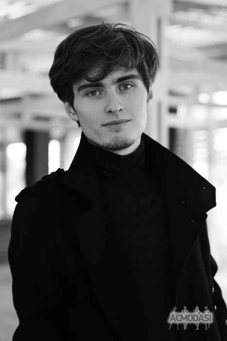 Павел   фото №513493. Загружено 18 Октября 2013