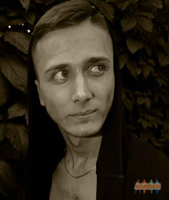Роман  Калашник фото №1643931. Загружено 04 Октября 2020