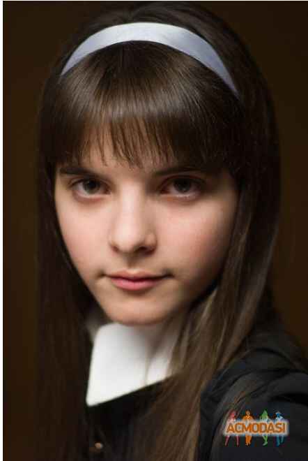 Зоря  Карина фото №850208. Загружено 17 Апреля 2015