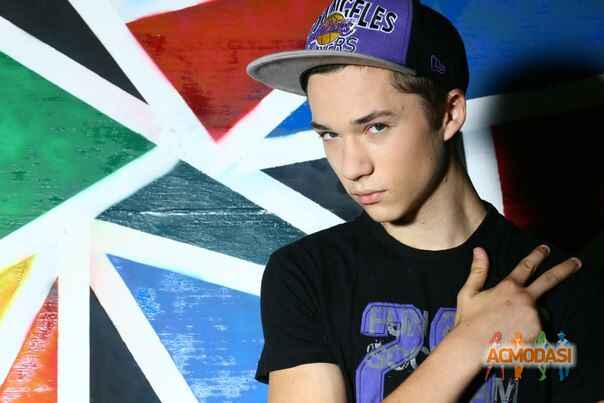 Александр  Владимирович фото №912657. Загружено 27 Августа 2015