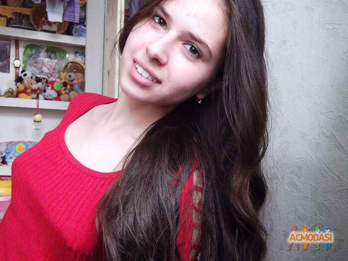 Полина Александровна Наумова фото №404836. Загружено 10 Мая 2013