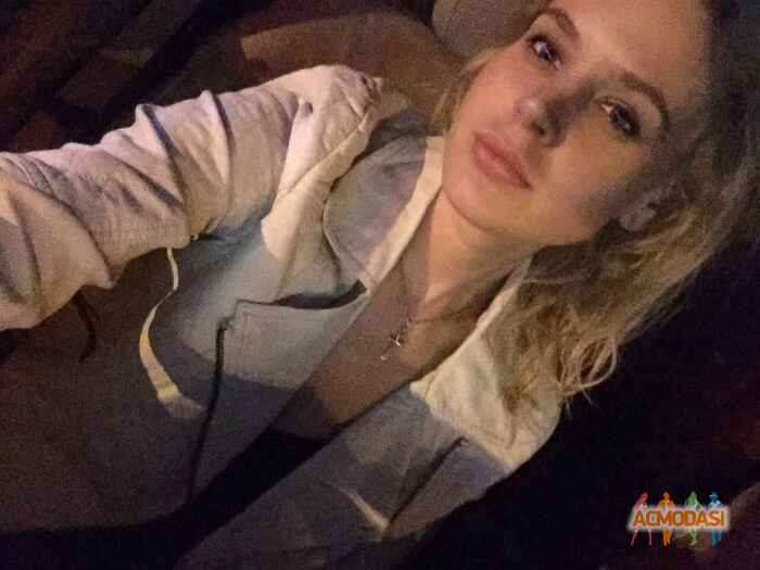 Маруся Николаевна Сотник фото №1449066. Загружено 19 Апреля 2019