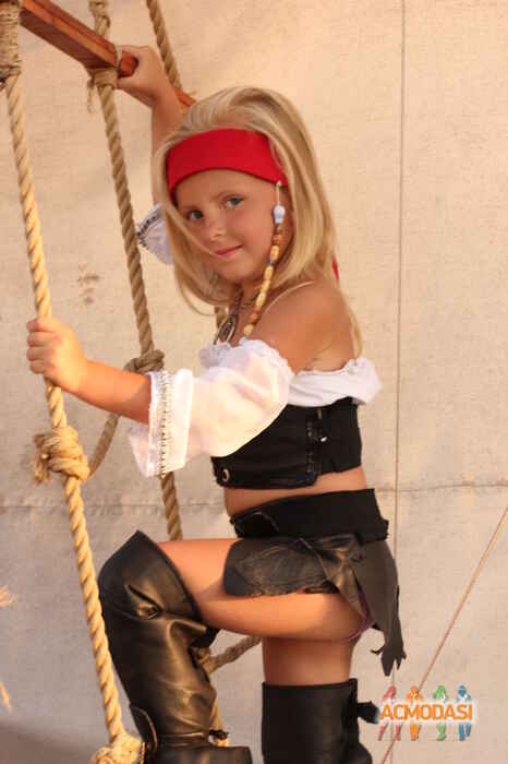 Шкляренко Вероника Николаевна фото №516419. Загружено 22 Октября 2013