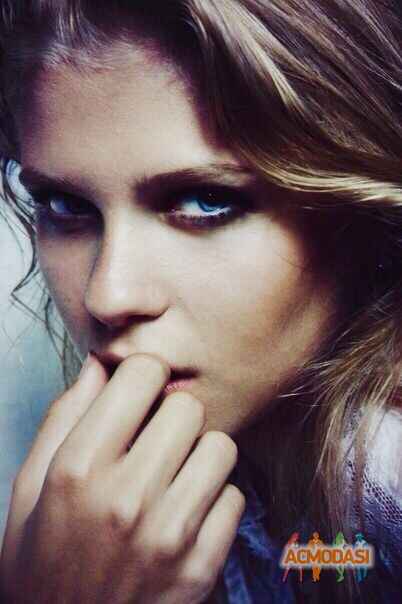 Наумова  Ксения фото №965409. Загружено 09 Декабря 2015