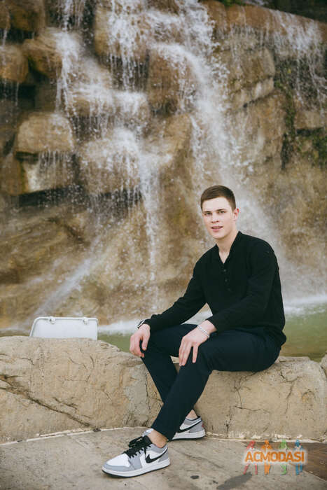 Кирилл  Захаров фото №1823262. Загружено 11 Октября 2022