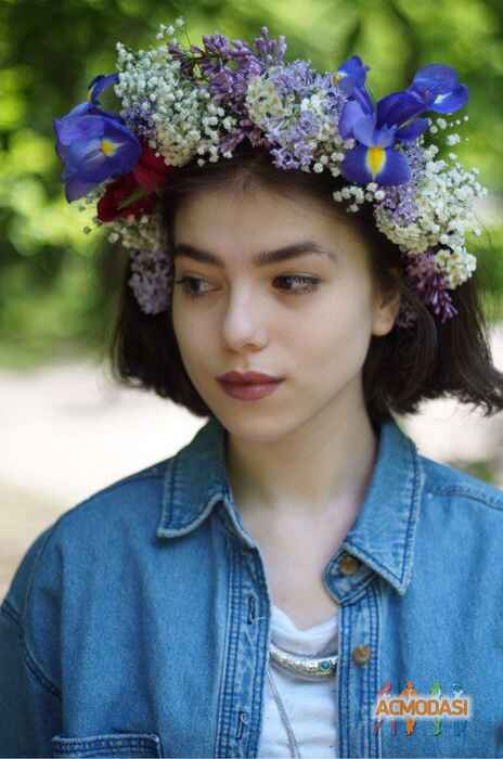 Laura   фото №1189107. Загружено 12 Июня 2017