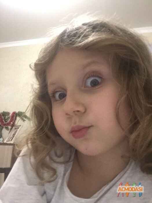 Эмилия   фото №1418529. Загружено 29 Января 2019