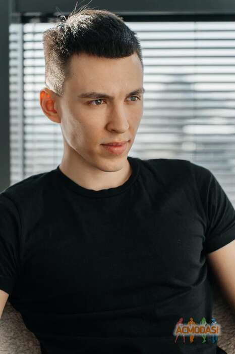 Реналь  Гареев фото №1781600. Загружено 05 Марта 2022