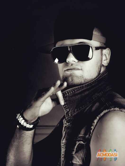Vitaly  Ferguson фото №434913. Загружено 25 Июня 2013
