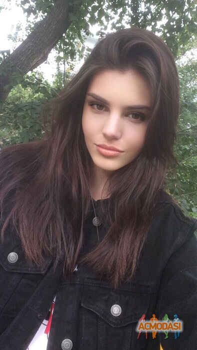 Юлия   фото №1520922. Загружено 05 Октября 2019