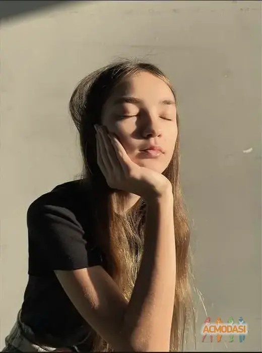 Полина  Елфимова фото №1921249. Загружено 25 Февраля 2025