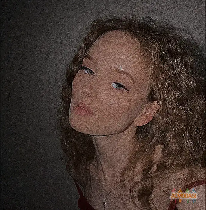 Яна  Сацура фото №1939301. Загружено 22 Октября 2025