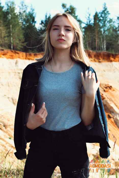 Лиза кузнецова блоггер фото