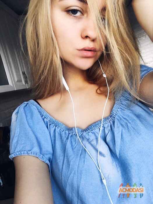 Юлиана Владимировна Кандабарова фото №1226572. Загружено 15 Сентября 2017