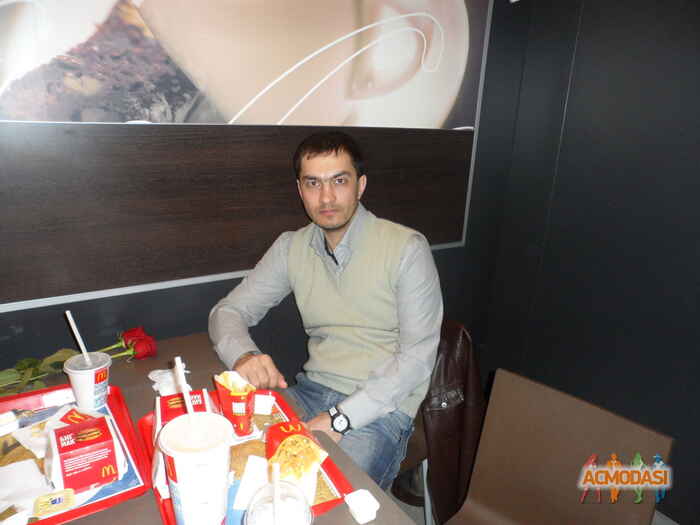 Азиз Адилджанович Керимов фото №188383. Загружено 23 Апреля 2012