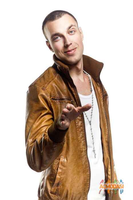 Kosta  Music фото №449645. Загружено 17 Июля 2013