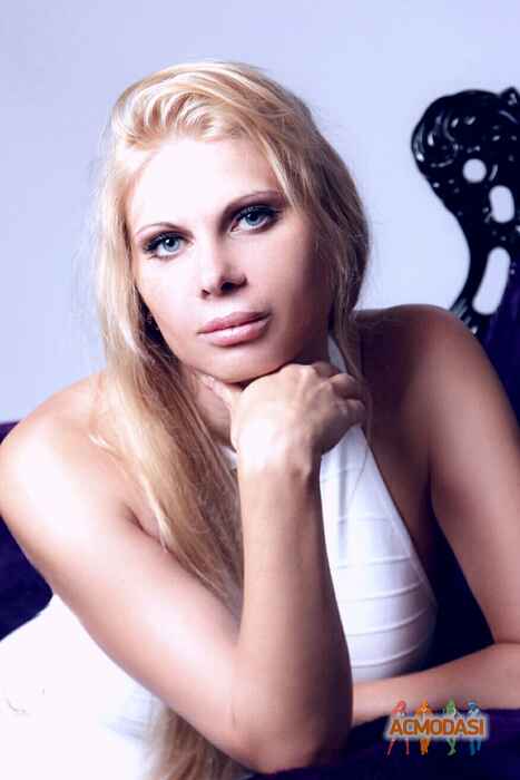 Natalia  Martin фото №962863. Загружено 02 Декабря 2015