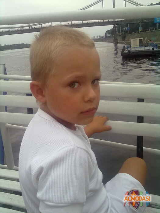 денис дмитриевич тёмносагатый фото №178962. Загружено 05 Апреля 2012