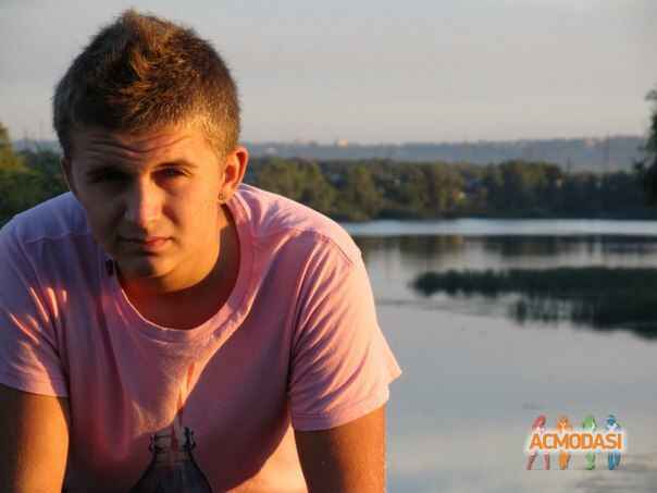 Владислав Олегович Суслик фото №570595. Загружено 14 Января 2014