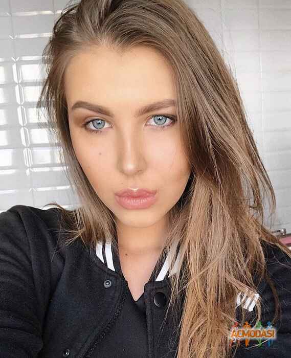 Александра Викторовна Савицкая фото №1451458. Загружено 25 Апреля 2019